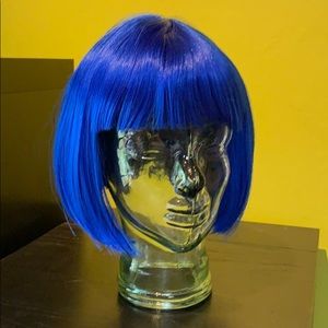Wig with lace netting (dark blue)